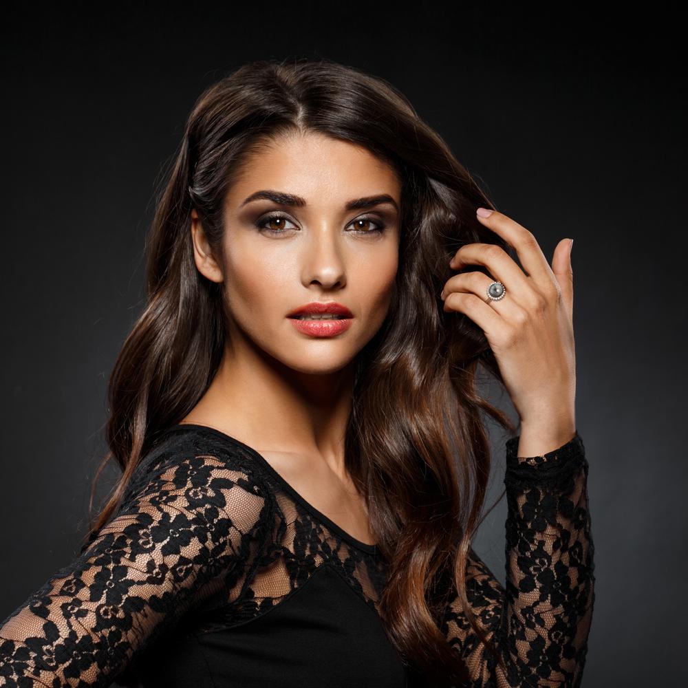 Fingerring 750/18 K Weissgold Diamant 0.27 ct, 22 Steine, w-si Tahitiperle grau, 10 mm