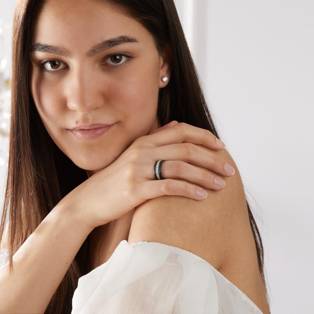 Ring 750/18K witgoud, Carbon Diamant 1 ct, 28 Steen, w-si