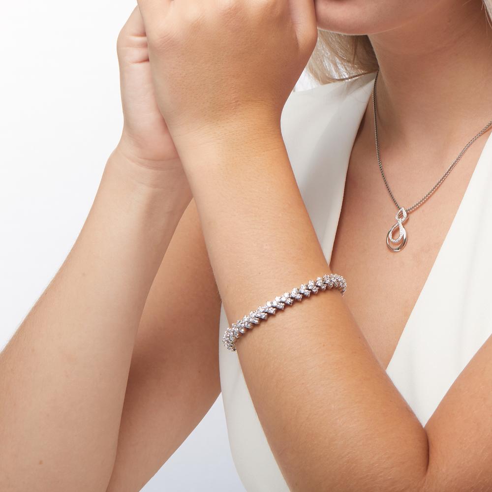 581355_573159_554221_x