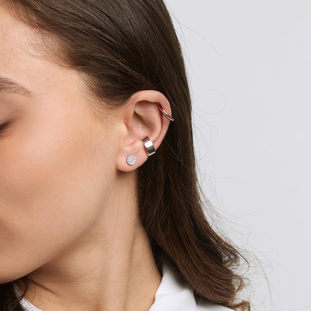 588244_595670_595673_m